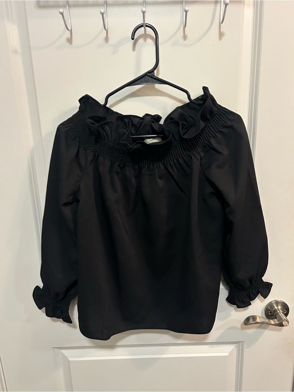Tuckernuck NWT Black Smocked Ruffle Neck Blouse XS Puff Sleeve Peasant Top